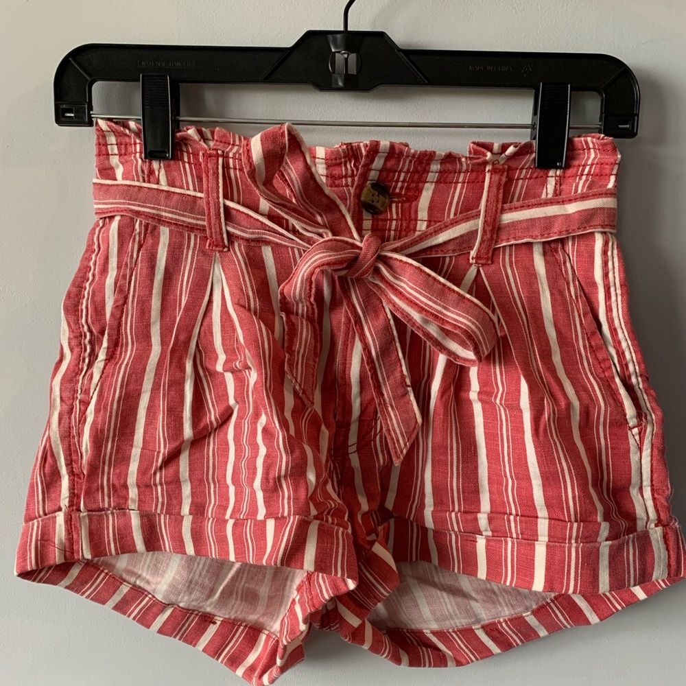 American Eagle high waisted shorts